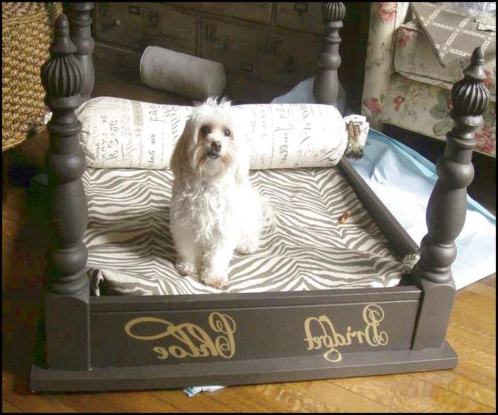 royal-pet-bed-from-old-table-dip-feed-6