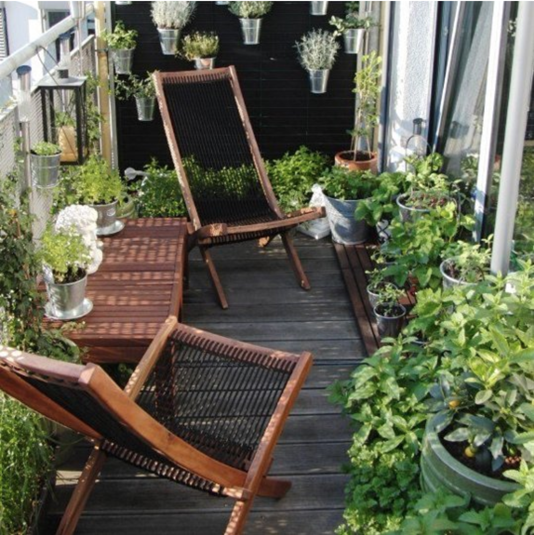 design-ideas-for-small-balconies-dip-feed-5